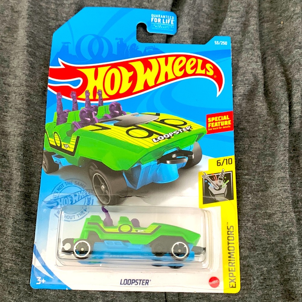 2021 Hot Wheels 53/250 LOOPSTER collectible